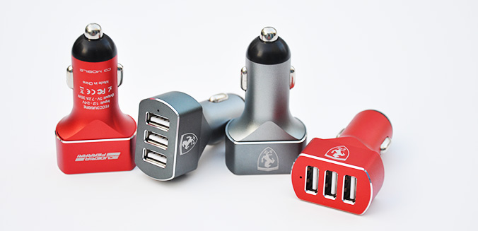 首諾全金屬車(chē)用充電器 5V 2A