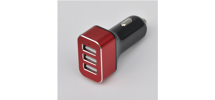 3USB金屬智能車載充電器SN-155-M-02 3USB金屬智能車載充電器SN-155-M-02